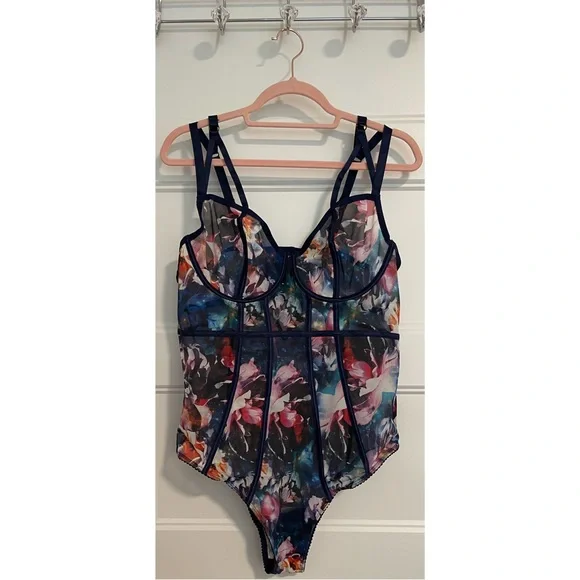 Torrid Underwire Floral Multicolor Women's Lingerie One Piece NWT SZ 1 and 2 - Picture 6 of 12